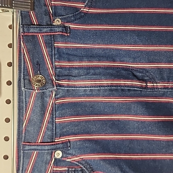 American Eagle Outfitters Stretch Denim High Rise Mini 10 Skirt Distressed - Picture 3 of 10